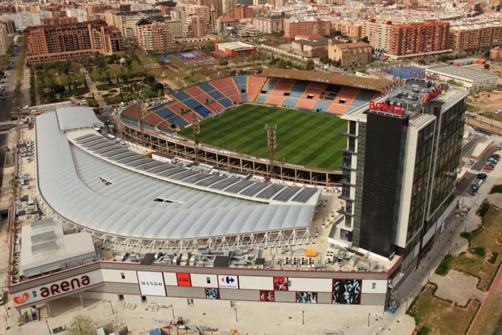 Valencia Las Artes Y Ciencias + Garaje + Netflix Exterior photo